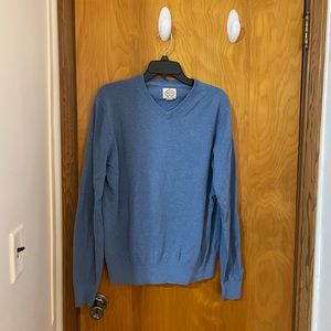 Mens V-neck sweater